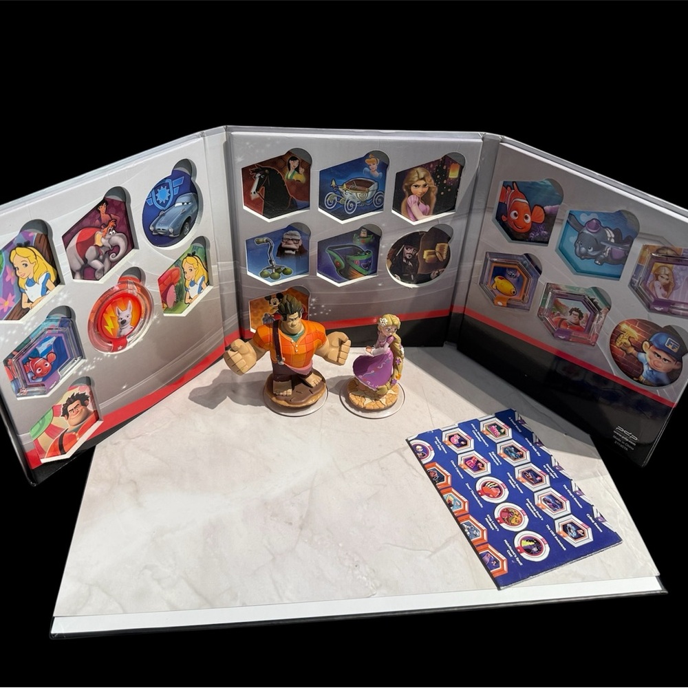 Disney Infinity 1.0 characters, power ups book and poster